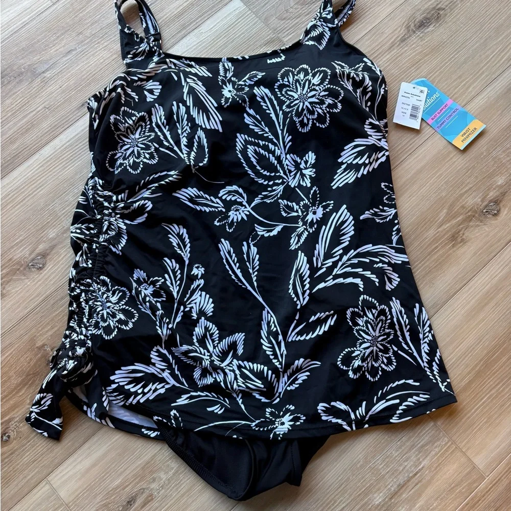 Swim Solutions Classic Bloom Tummy-Control One-Piece Swimsuit, Size 18 - Picture 3 of 5